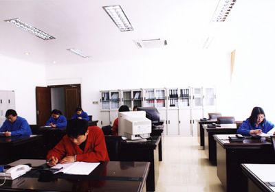 羅拉分廠生產(chǎn)部、質(zhì)檢部辦公區(qū)